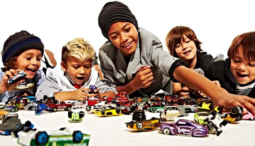 Hot Wheels 1:64 Scale Die-Cast Toy Cars 5 Pack
